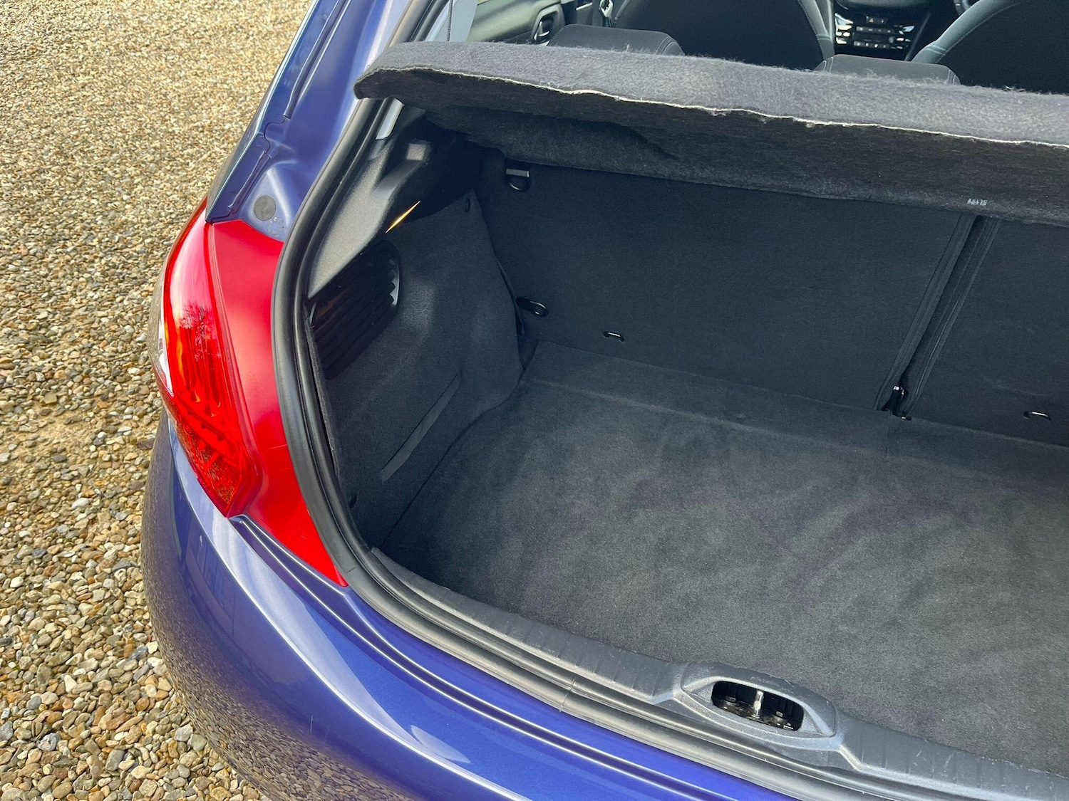 Used Peugeot 208 2013 for sale - 77387572: Photo 62