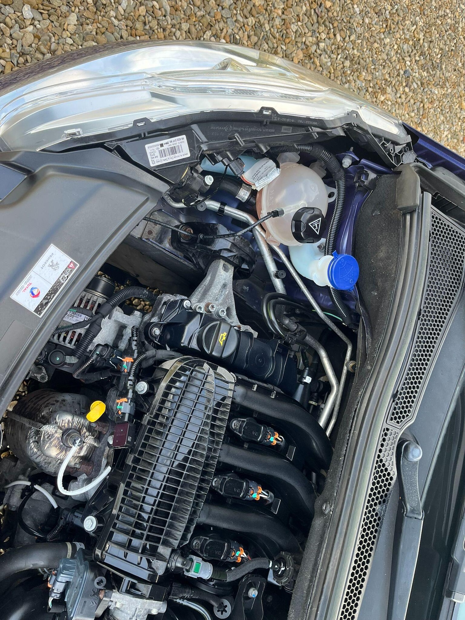 Used Peugeot 208 2013 for sale - 77387572: Photo 65