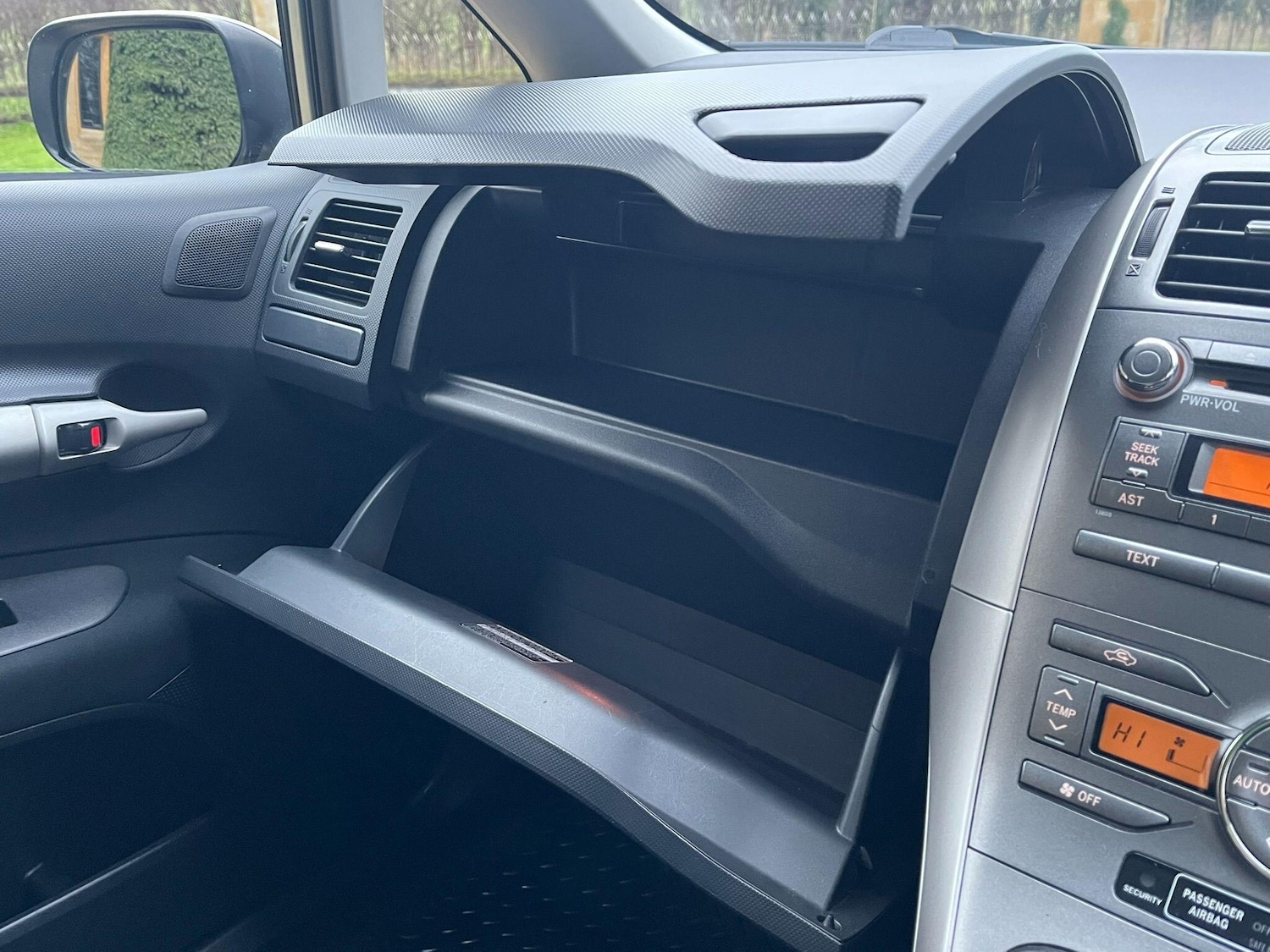 Used Toyota Auris 2007 for sale - 77163512: Photo 35