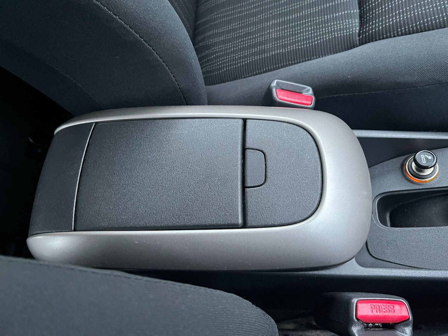 Used Toyota Auris 2007 for sale - 77163512: Photo 37