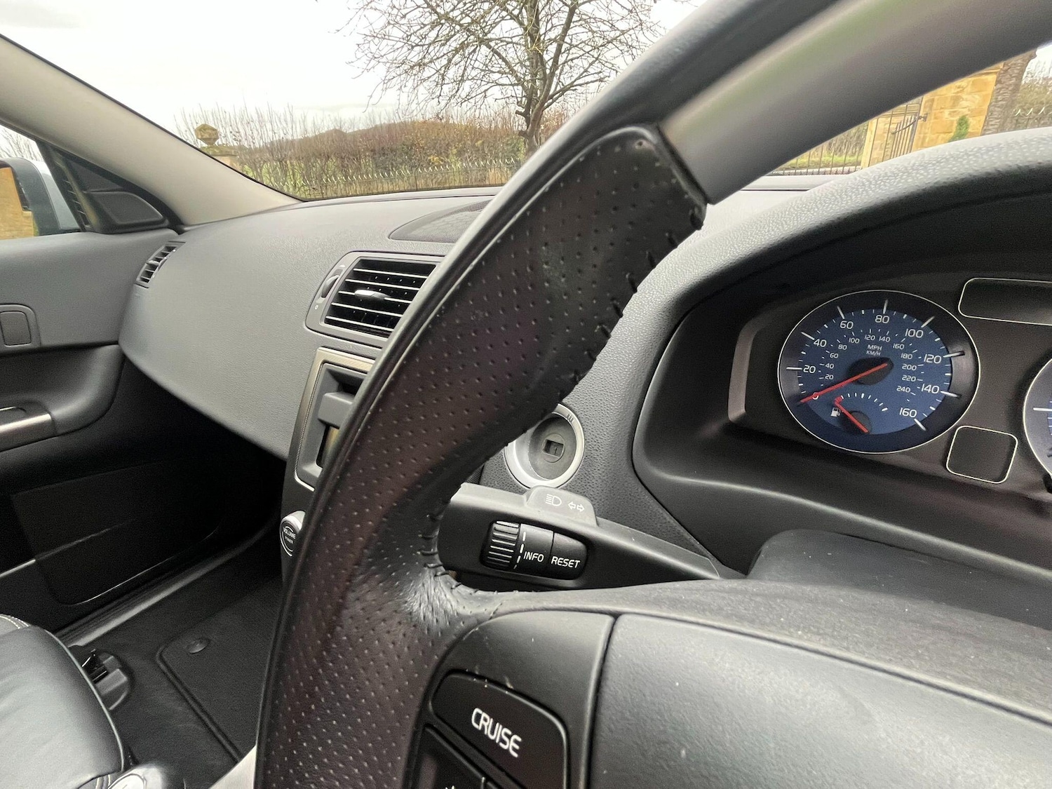 Used Volvo C30 2013 for sale - 76832913: Photo 34