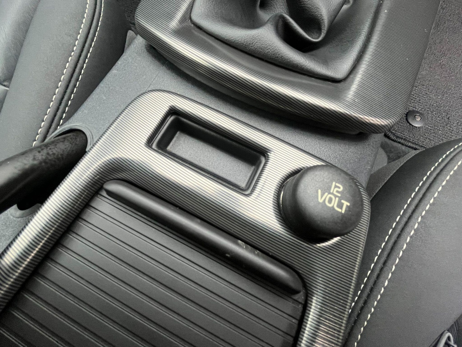 Used Volvo C30 2013 for sale - 76832913: Photo 64