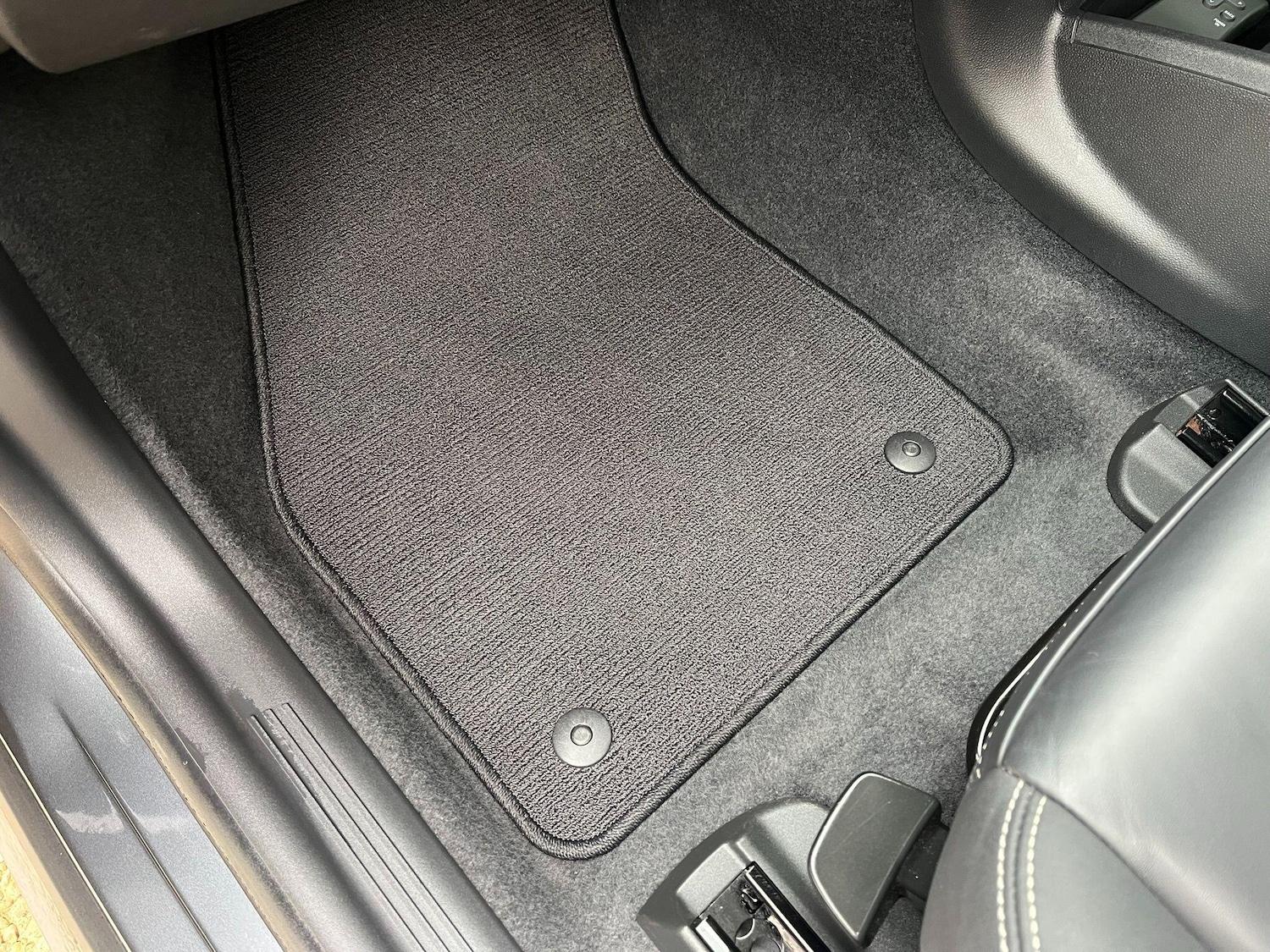 Used Volvo C30 2013 for sale - 76832913: Photo 70