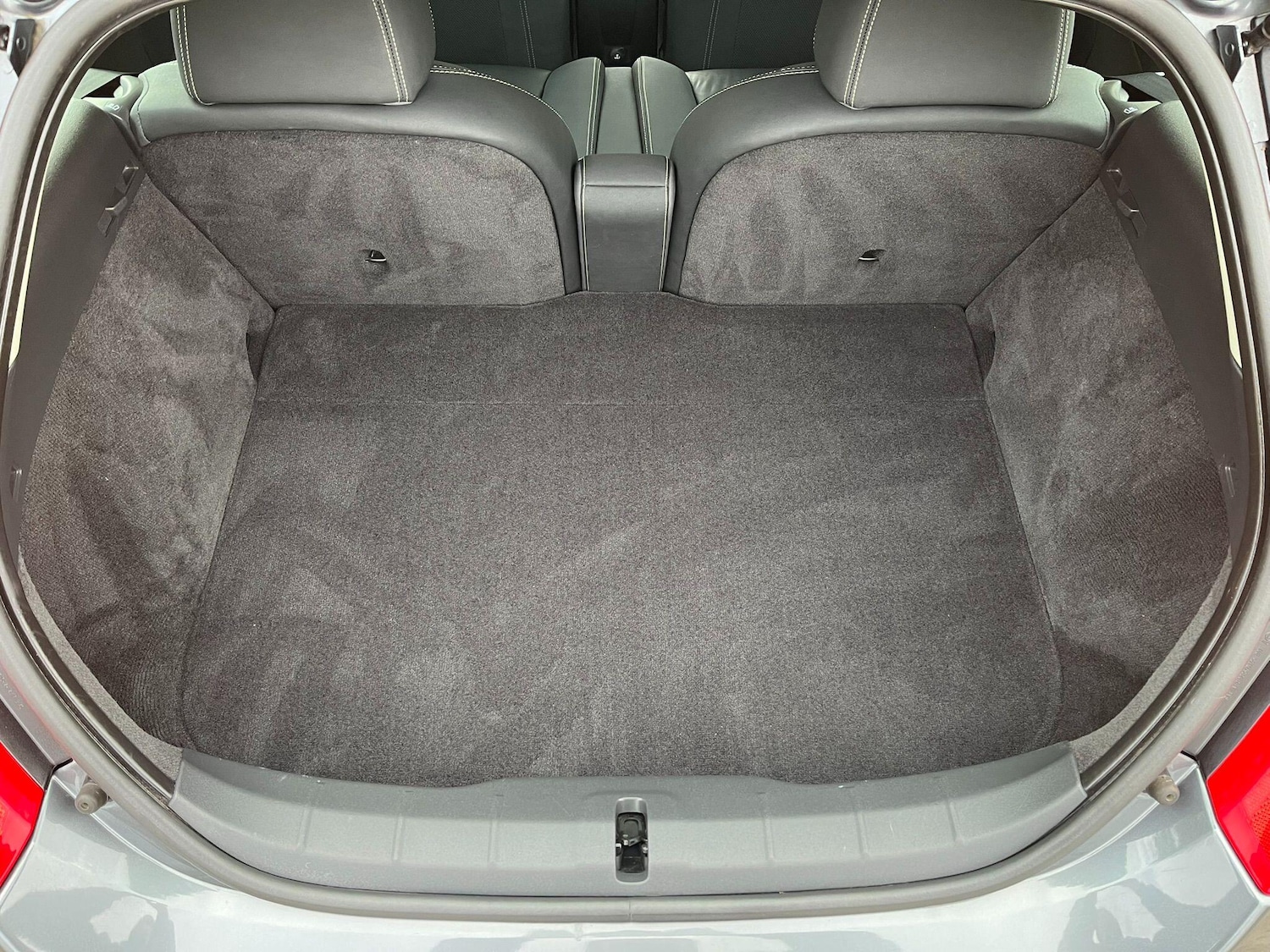 Used Volvo C30 2013 for sale - 76832913: Photo 84