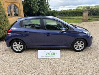 Used Peugeot 208 2015 for sale - 78585654: Photo