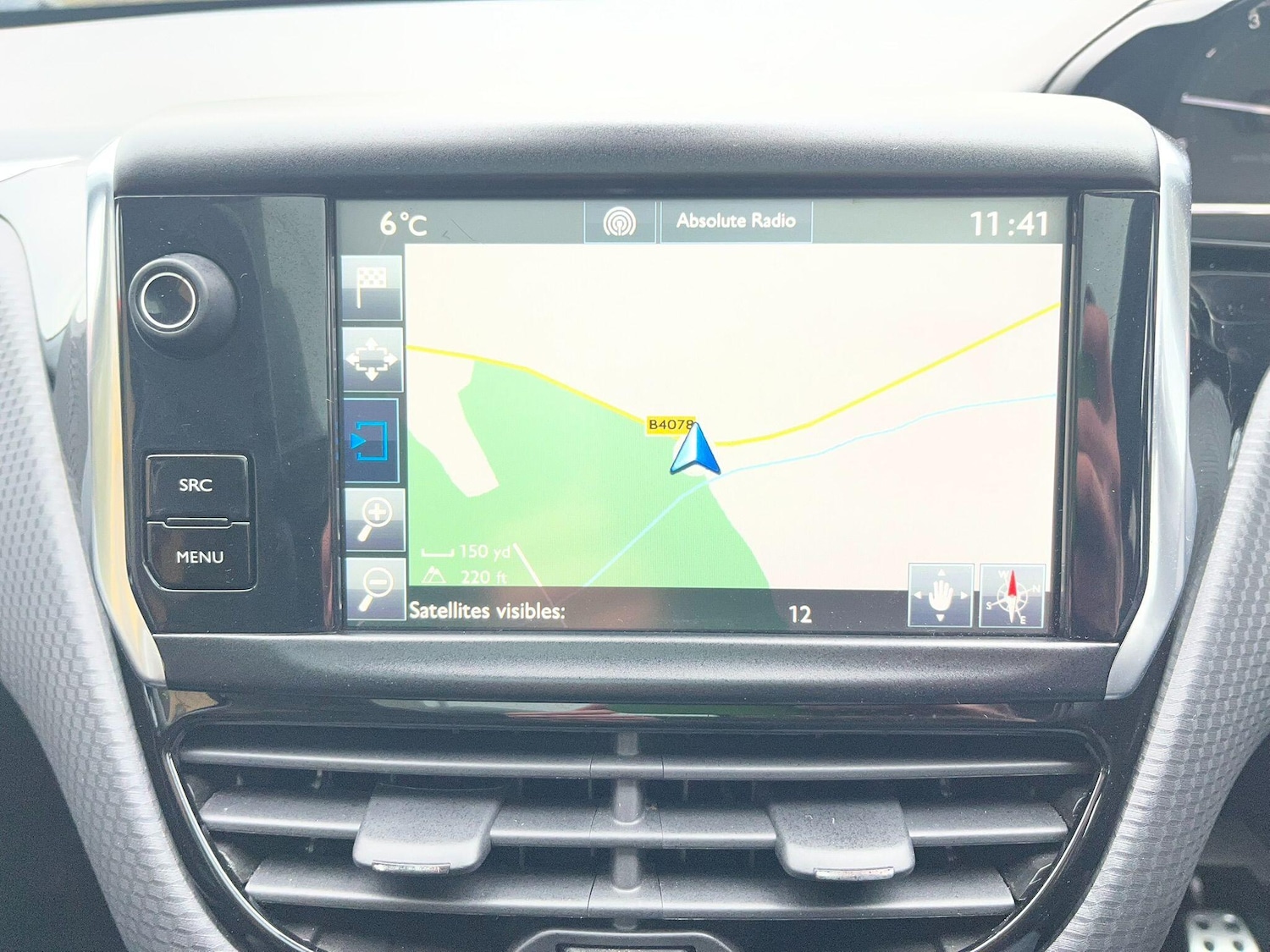 Used Peugeot 208 2016 for sale - 77456126: Photo 28