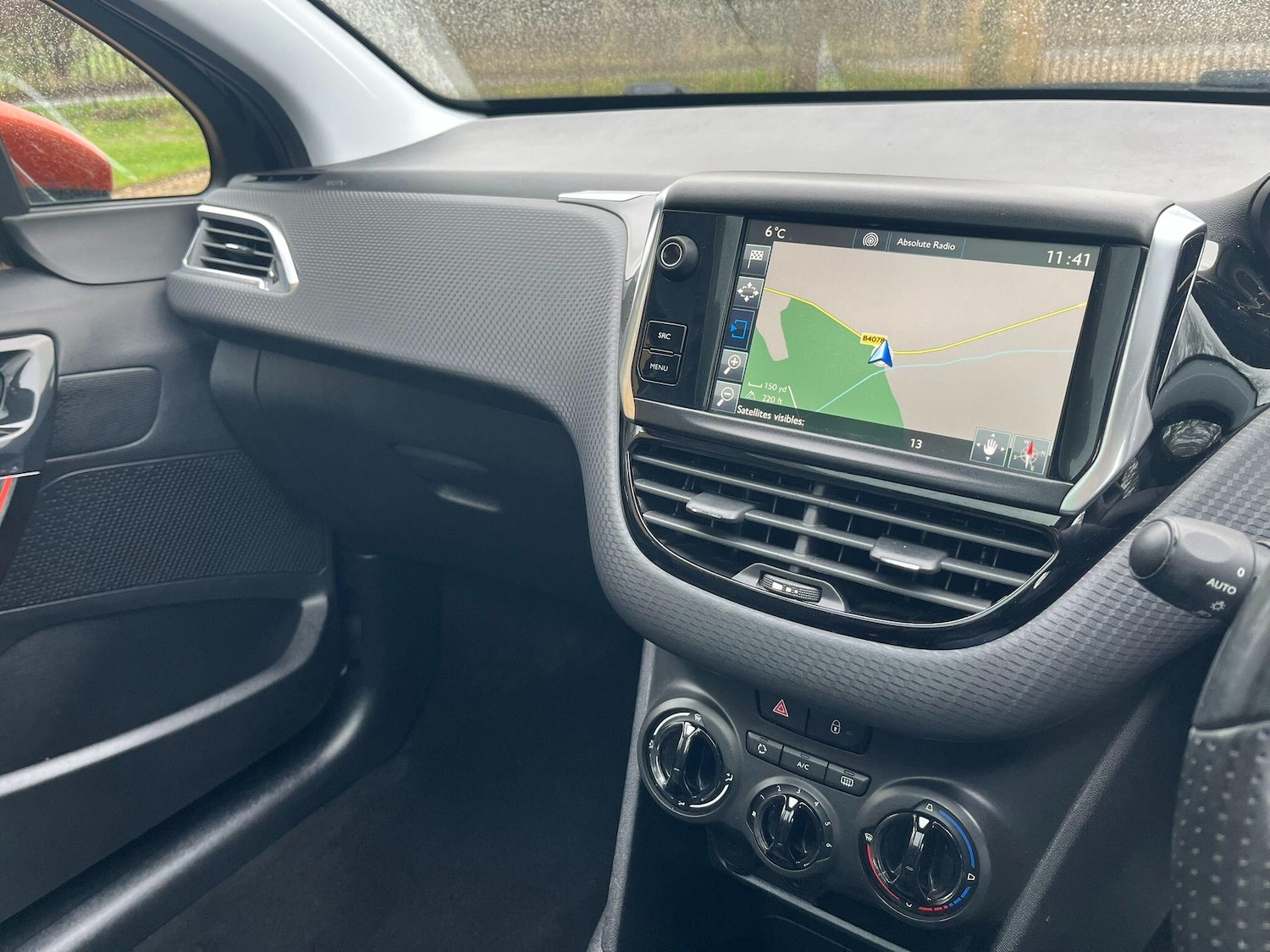 Used Peugeot 208 2016 for sale - 77456126: Photo 30