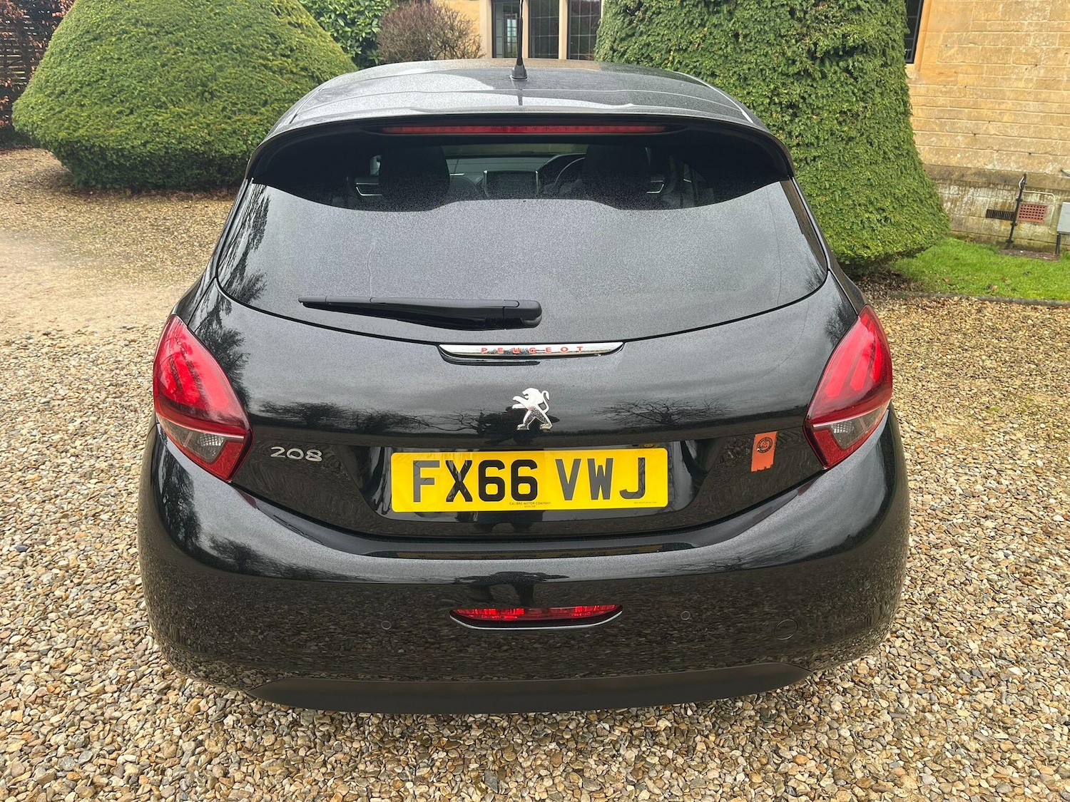 Used Peugeot 208 2016 for sale - 77456126: Photo 6