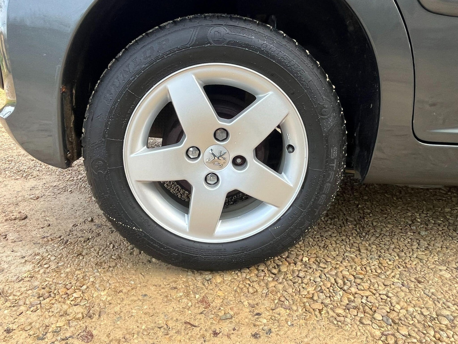 Used Peugeot 207 2012 for sale - 76839394: Photo 18