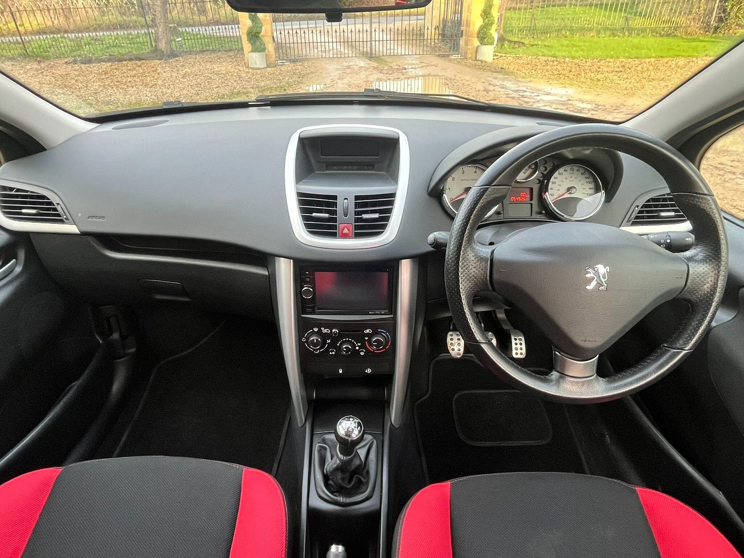 Used Peugeot 207 2012 for sale - 76839394: Photo 25