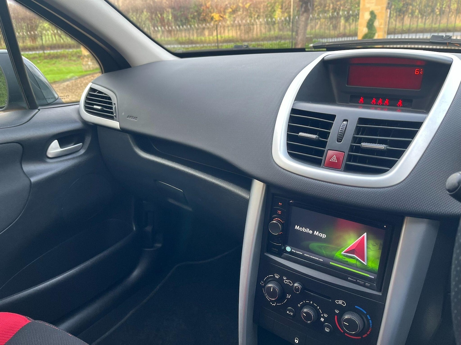 Used Peugeot 207 2012 for sale - 76839394: Photo 33