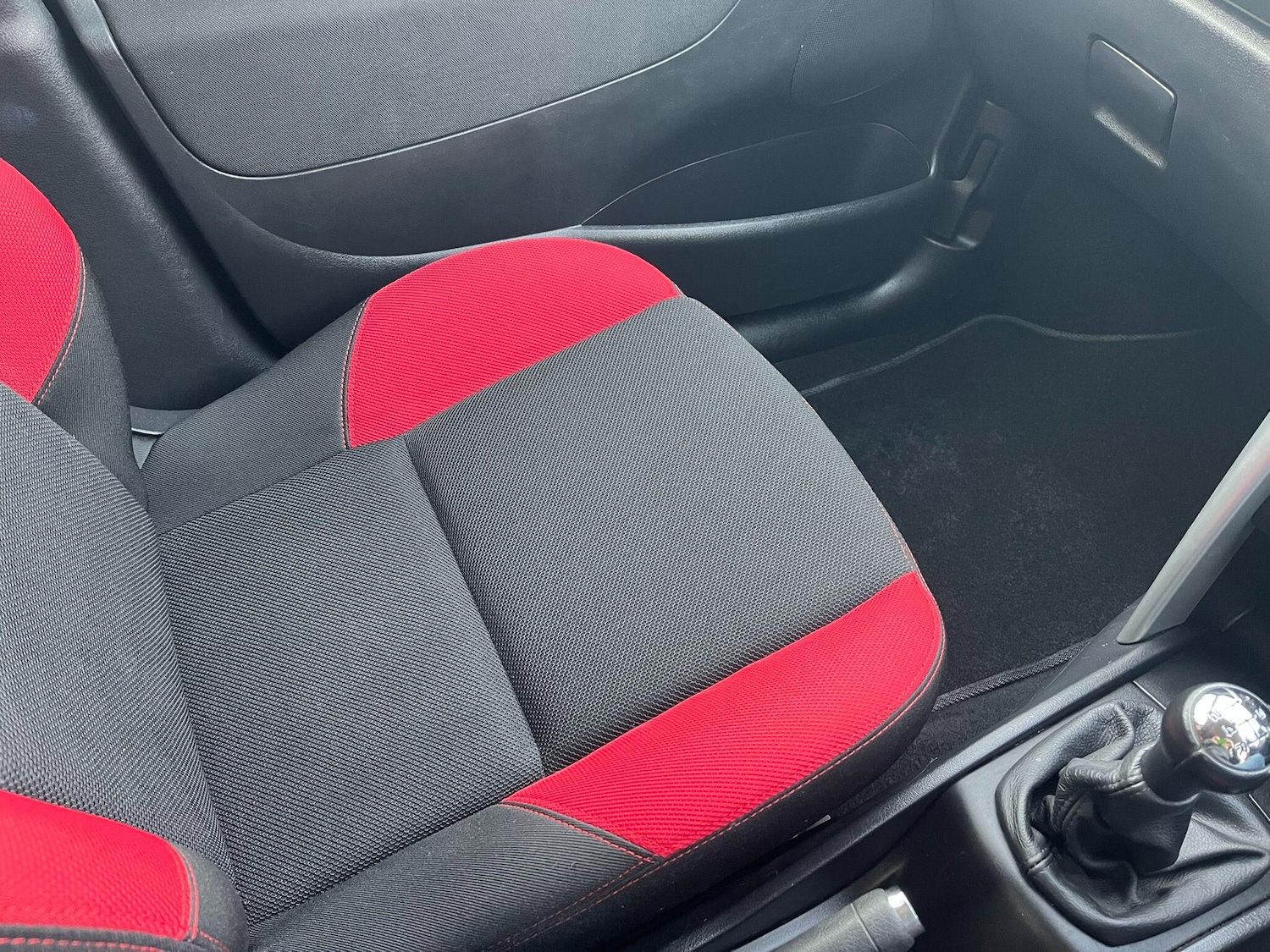 Used Peugeot 207 2012 for sale - 76839394: Photo 34