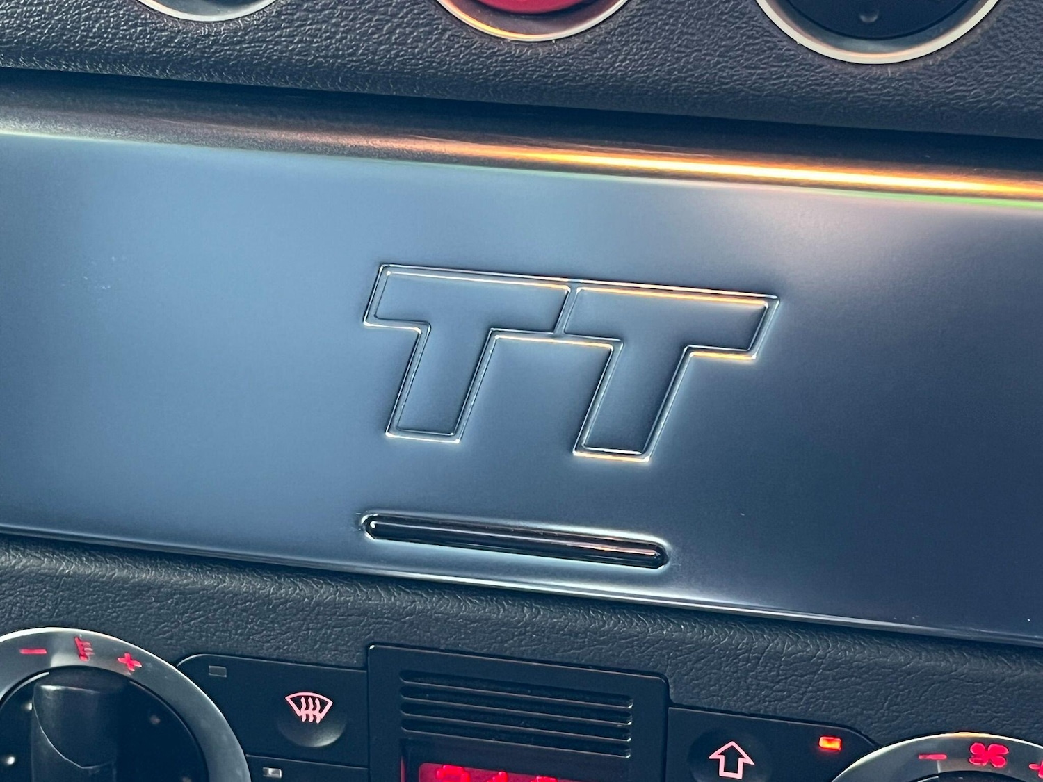 Used Audi TT 2003 for sale - 76942596: Photo 37