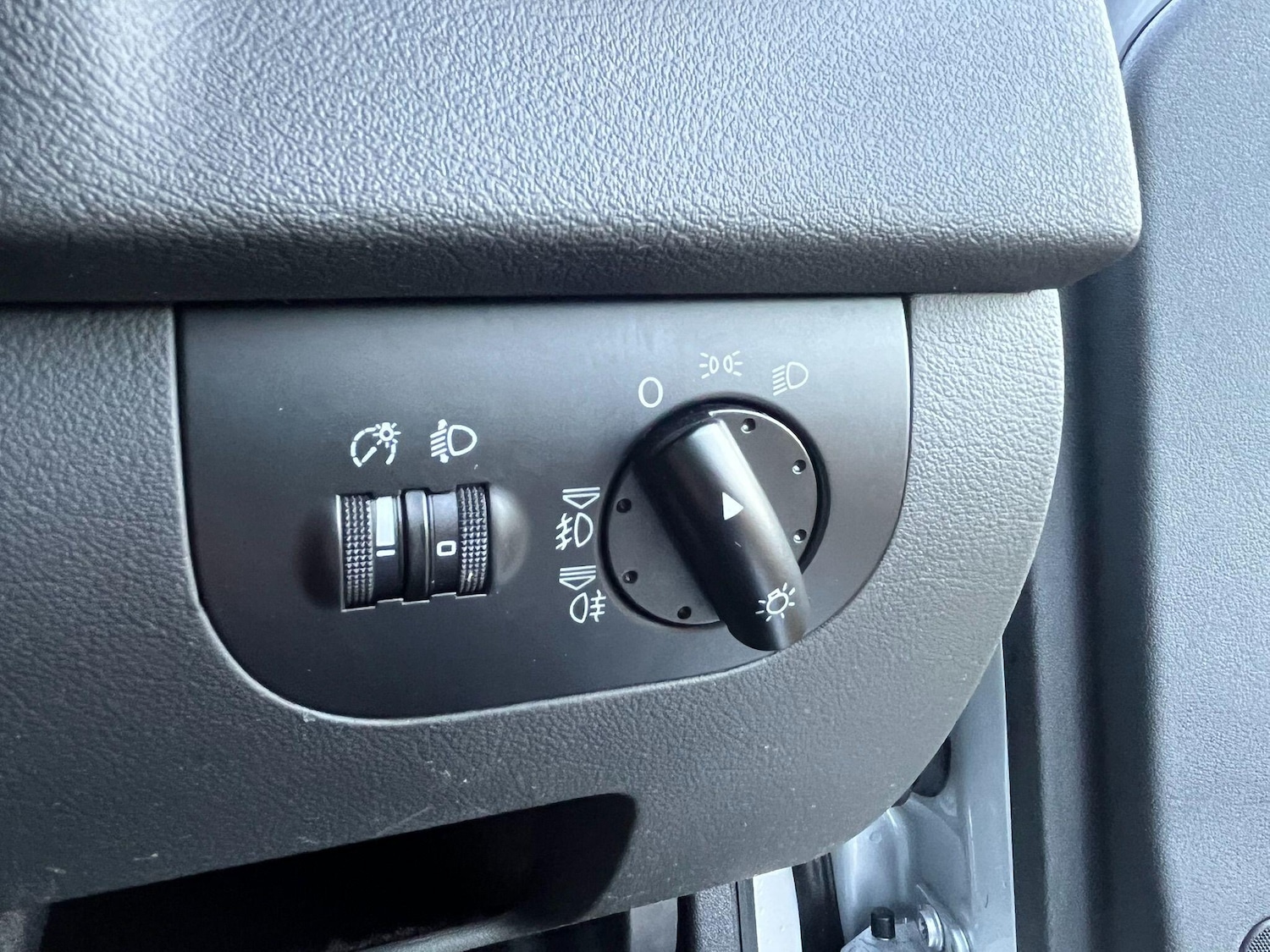 Used Audi TT 2003 for sale - 76942596: Photo 40