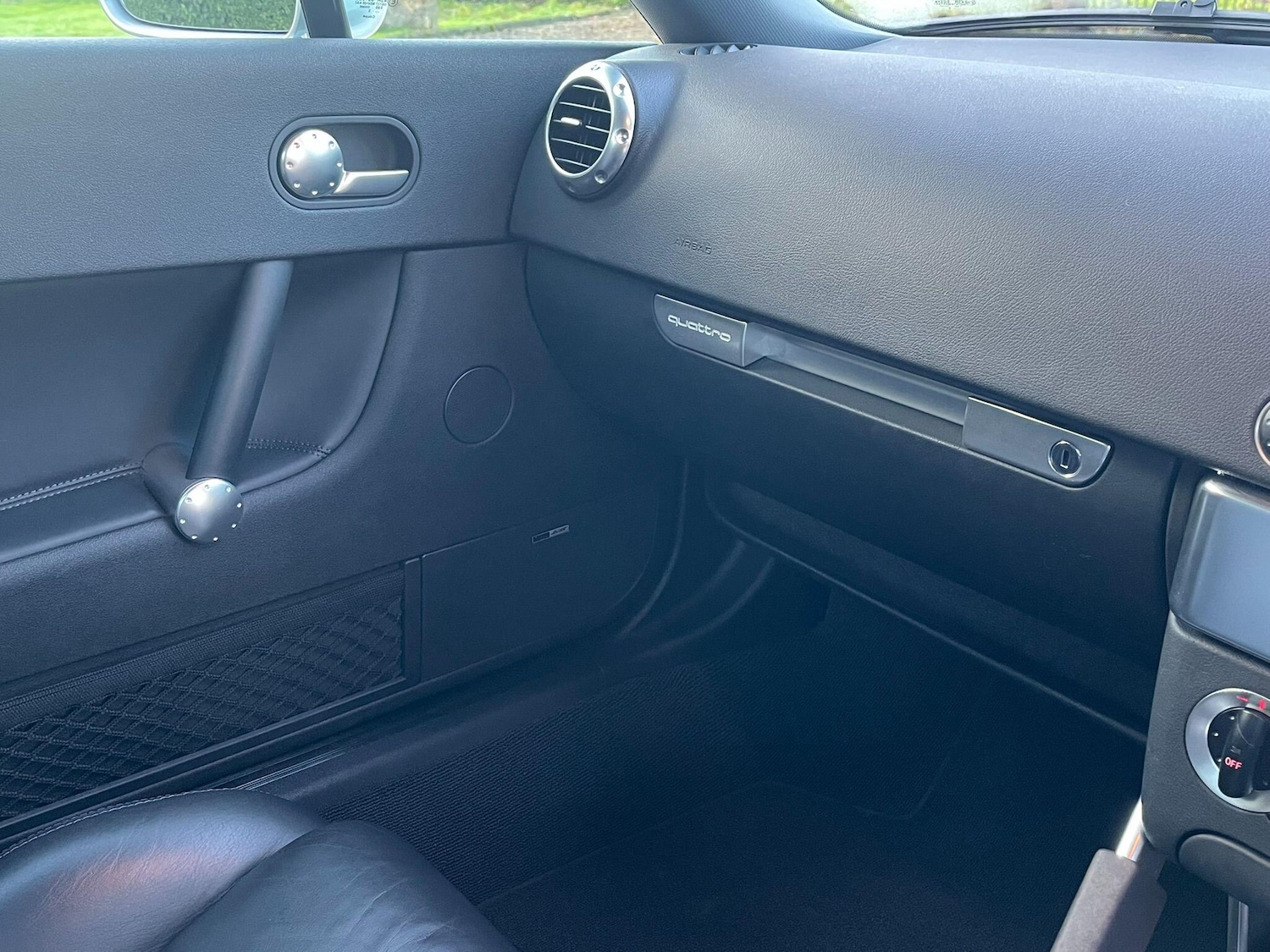 Used Audi TT 2003 for sale - 76942596: Photo 47