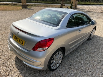 Used Peugeot 207 2013 for sale - 79316683: Photo