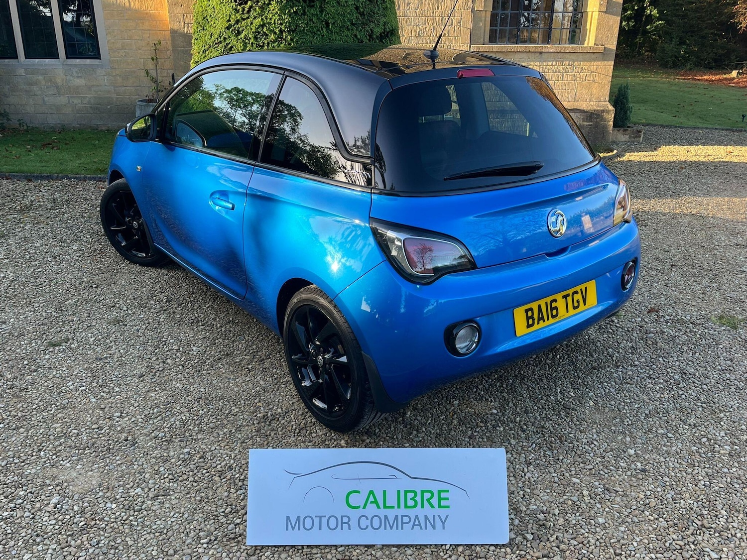 Used Vauxhall ADAM for sale - 76727810: Photo 4