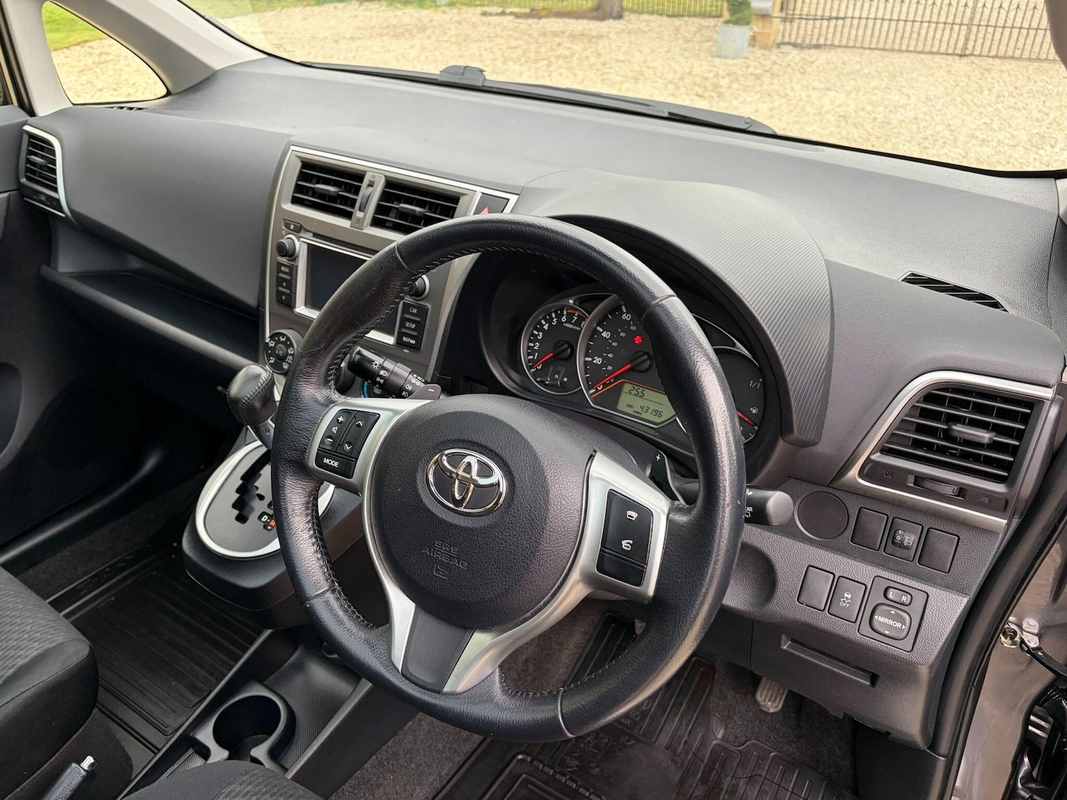 Used Toyota Verso 2011 for sale - 78185413: Photo 28