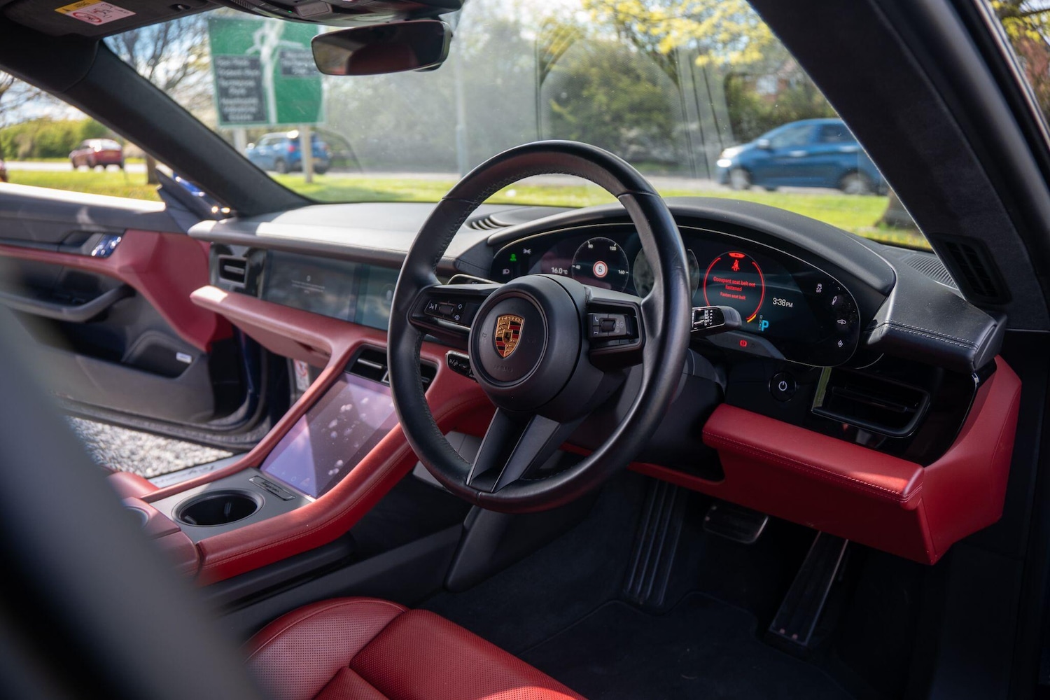 Used Porsche Taycan 2020 for sale - 77585932: Photo 16