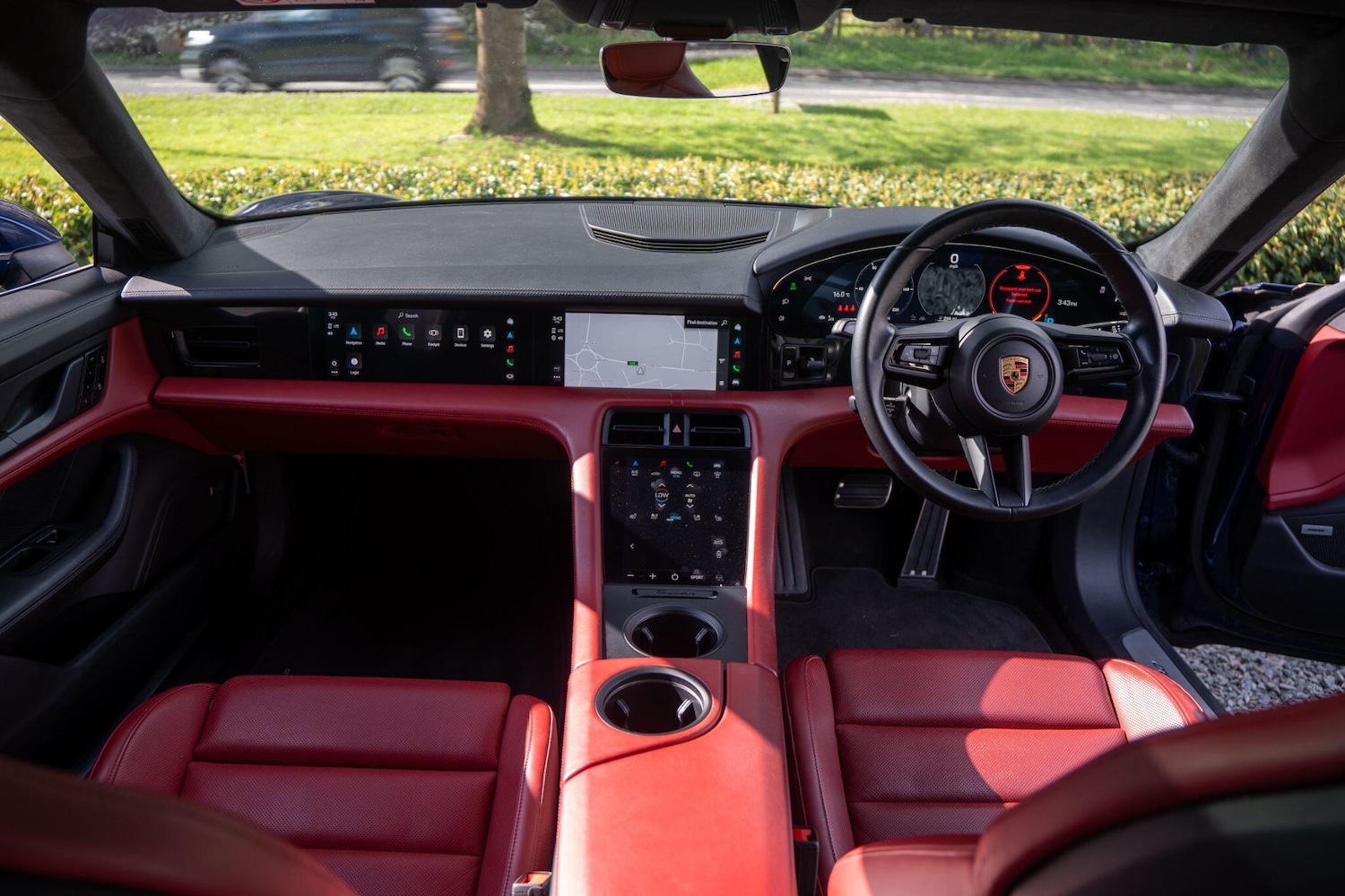 Used Porsche Taycan 2020 for sale - 77585932: Photo 3