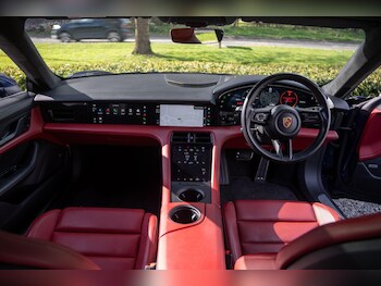 Used Porsche Taycan 2020 for sale - 77585932: Photo