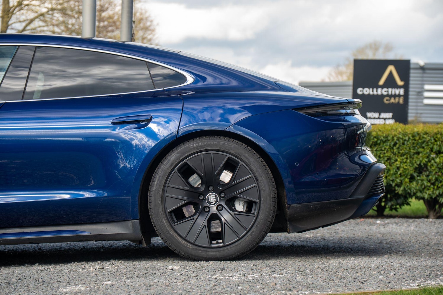 Used Porsche Taycan 2020 for sale - 77585932: Photo 60