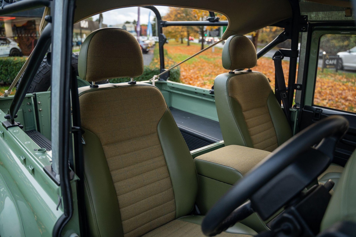 Used Land Rover Defender 2011 for sale - 77574647: Photo 3