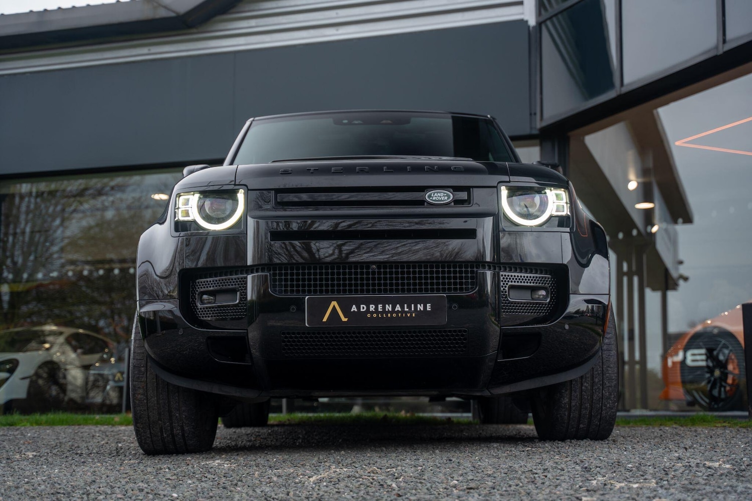 Used Land Rover Defender 90 for sale - 77637645: Photo 8