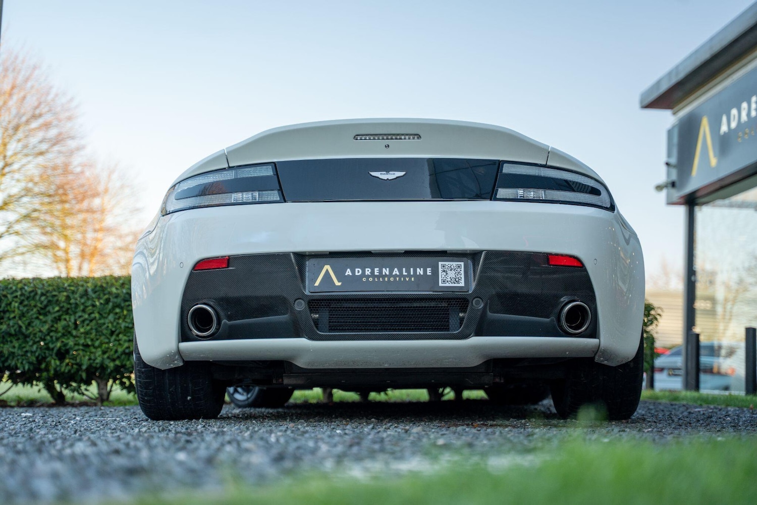 Used Aston Martin Vantage 2010 for sale - 77633726: Photo 17