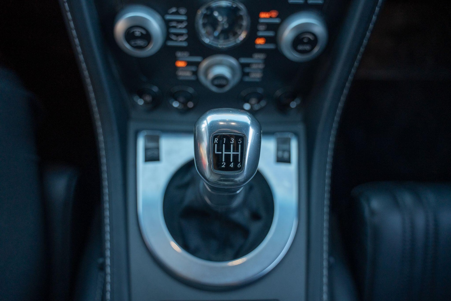 Used Aston Martin Vantage 2010 for sale - 77633726: Photo 23