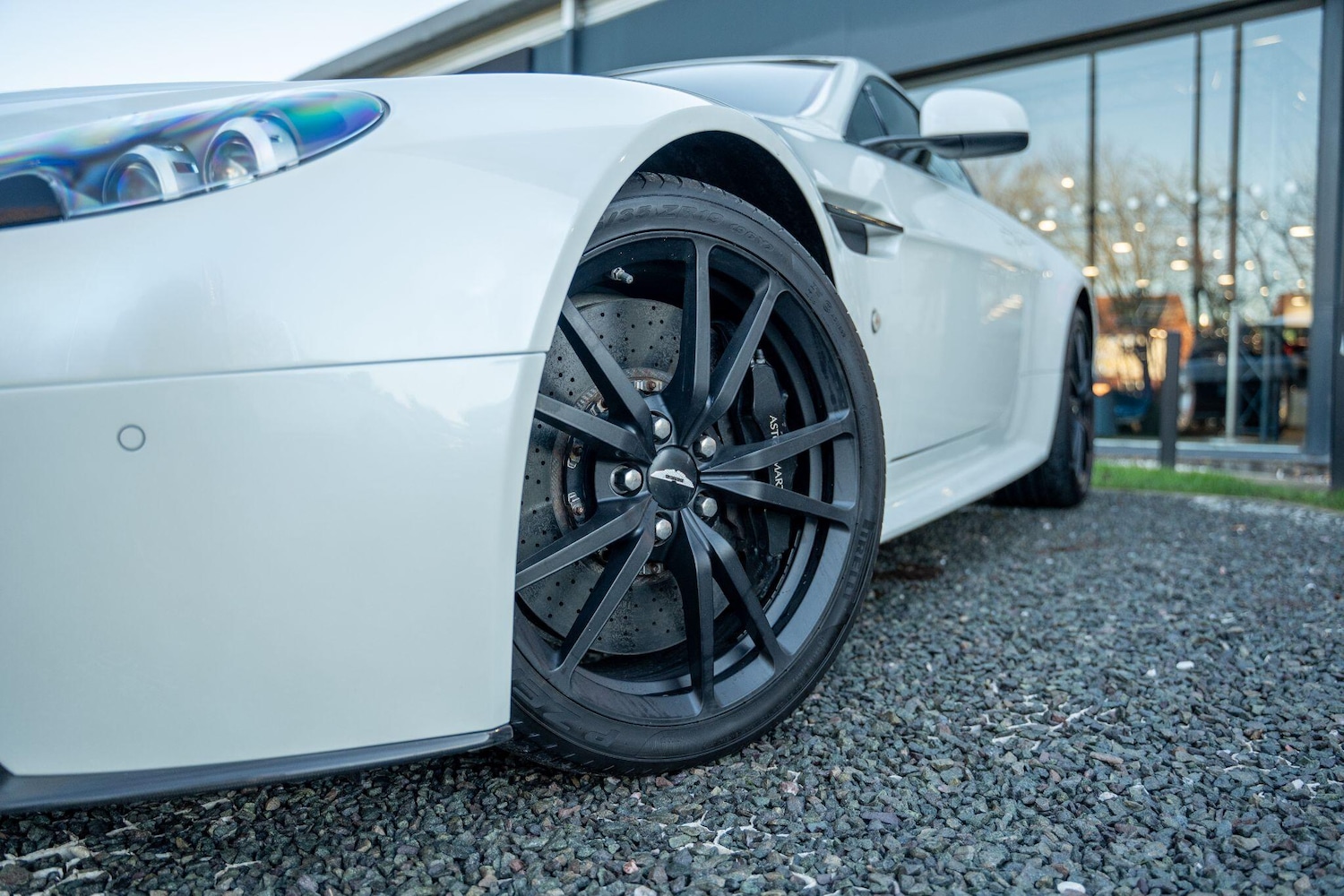 Used Aston Martin Vantage 2010 for sale - 77633726: Photo 34