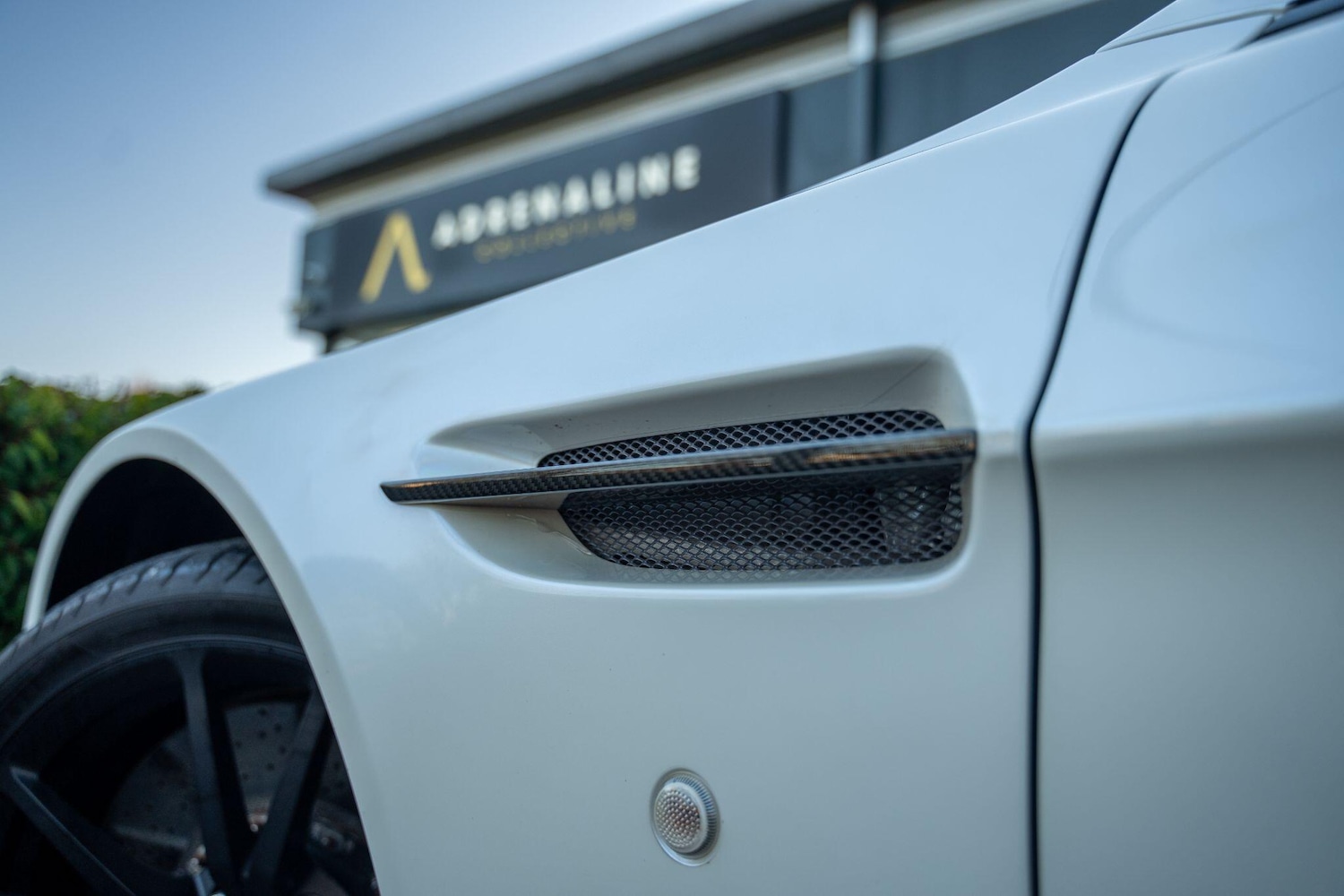 Used Aston Martin Vantage 2010 for sale - 77633726: Photo 41