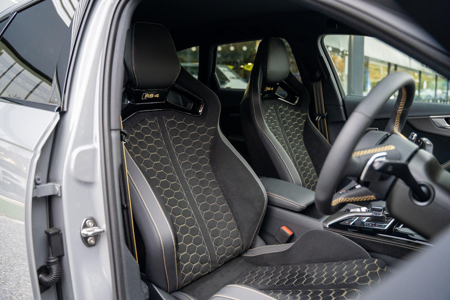 Used Audi RS4 Avant for sale - 78214695: Photo 4