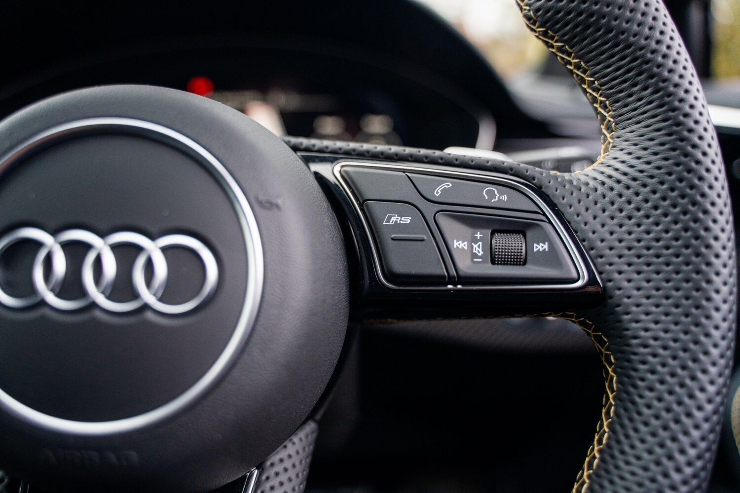 Used Audi RS4 Avant for sale - 78214695: Photo 47