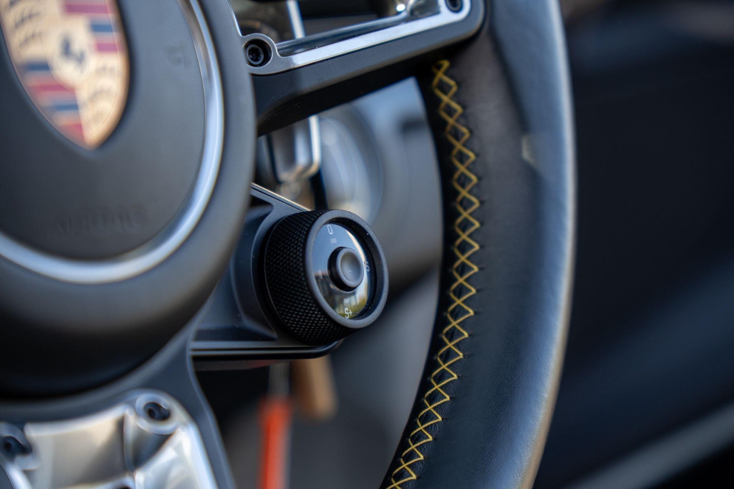 Used Porsche 911 2018 for sale - 78156669: Photo 63