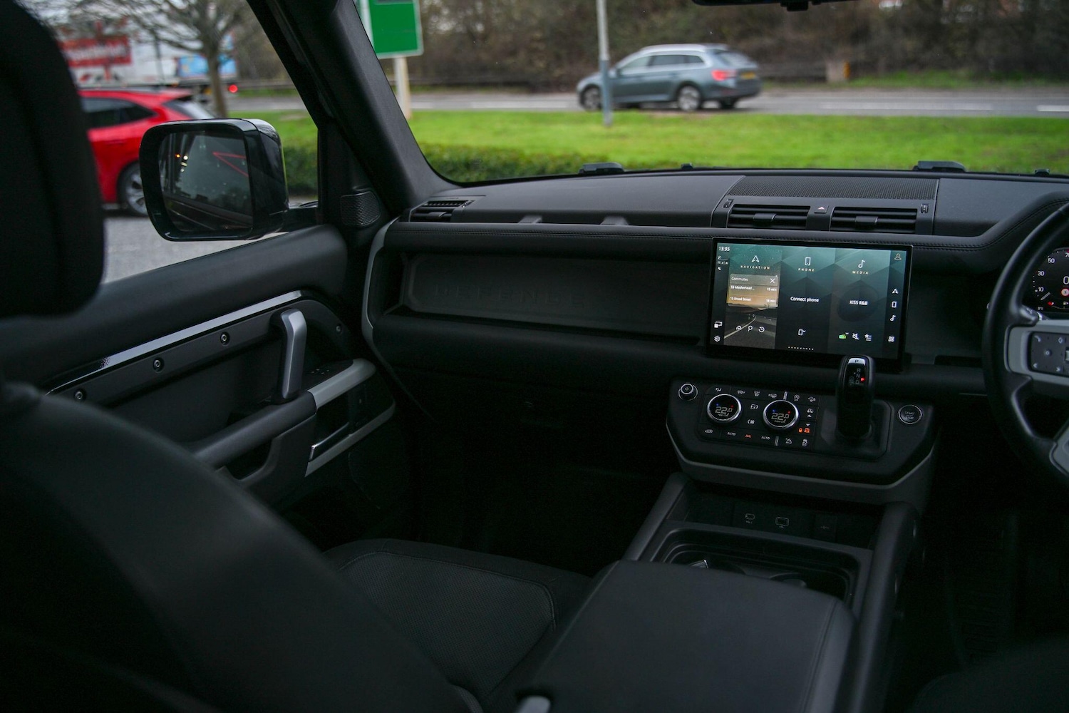 Used Land Rover Defender 110 2023 for sale - 77633208: Photo 15