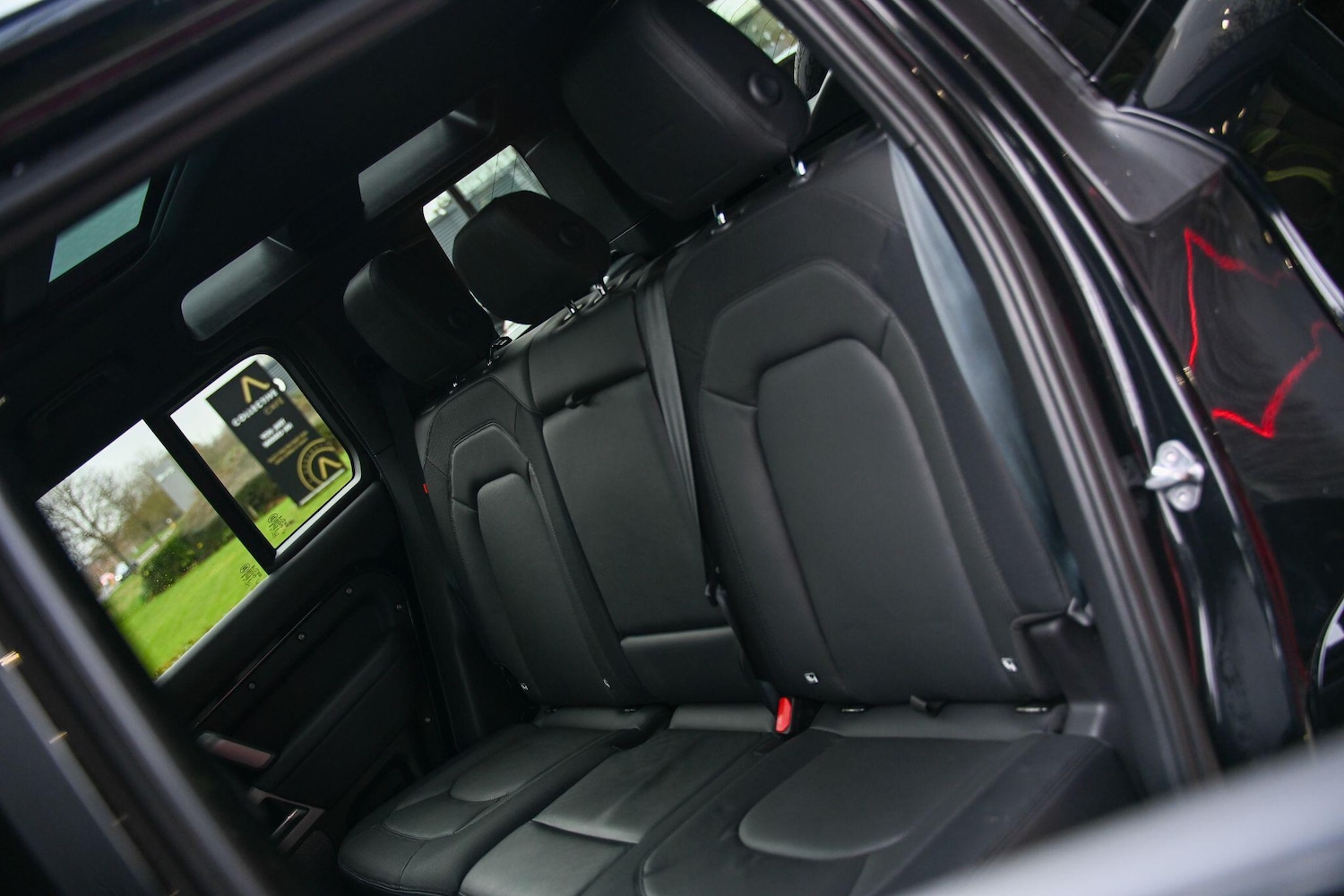 Used Land Rover Defender 110 2023 for sale - 77633208: Photo 19