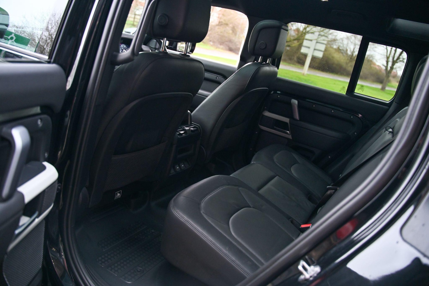 Used Land Rover Defender 110 2023 for sale - 77633208: Photo 20