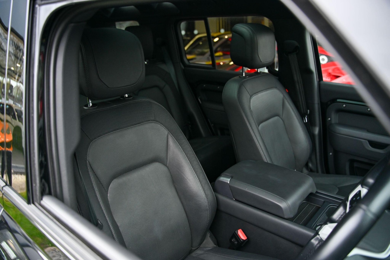 Used Land Rover Defender 110 2023 for sale - 77633208: Photo 21