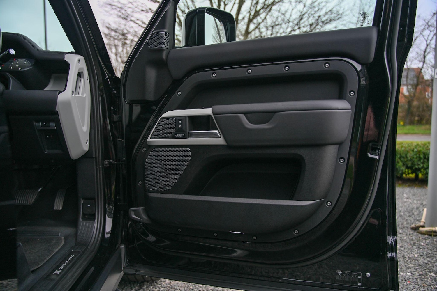 Used Land Rover Defender 110 2023 for sale - 77633208: Photo 24