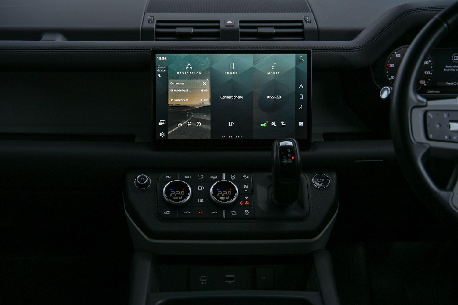 Used Land Rover Defender 110 2023 for sale - 77633208: Photo 30