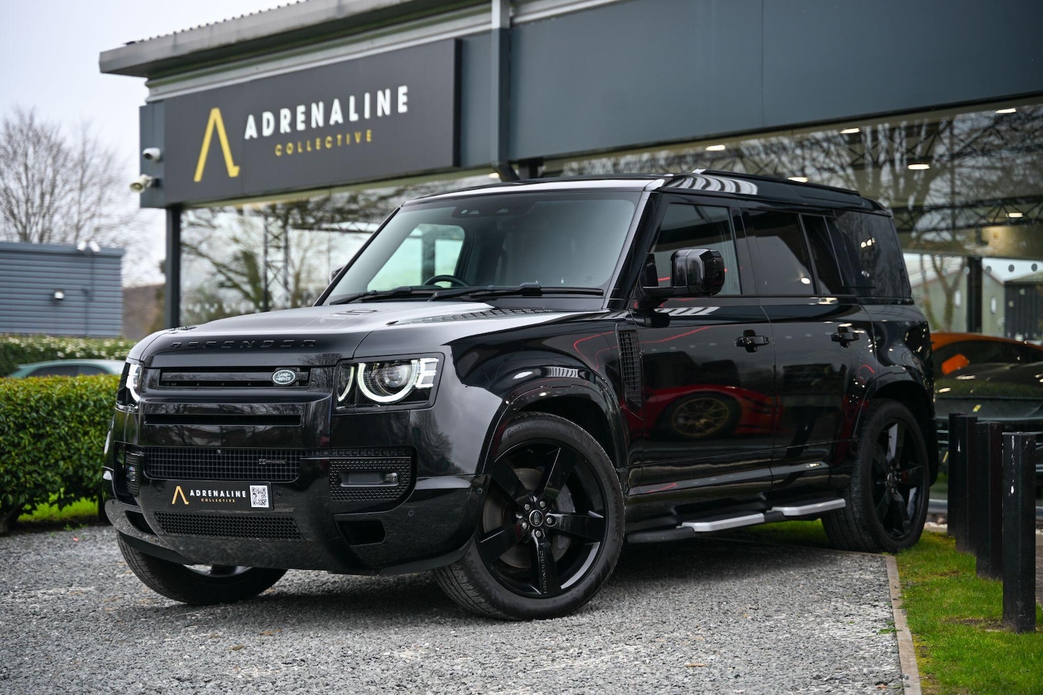 Used Land Rover Defender 110 2023 for sale - 77633208: Photo 9