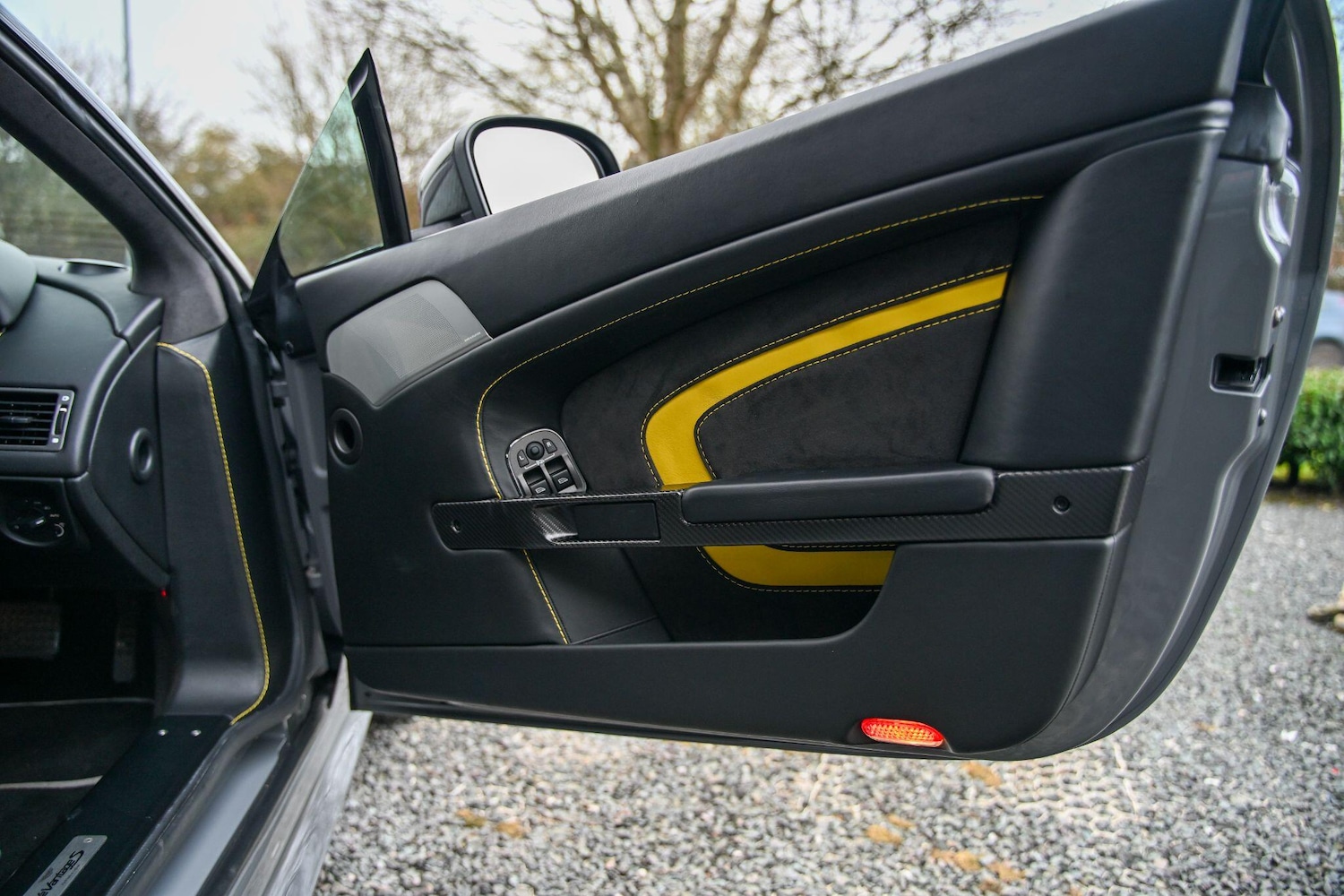 Used Aston Martin Vantage 2014 for sale - 77793755: Photo 30