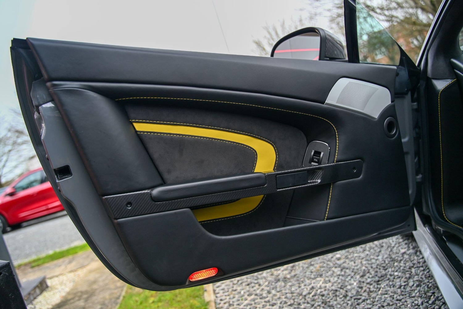 Used Aston Martin Vantage 2014 for sale - 77793755: Photo 31