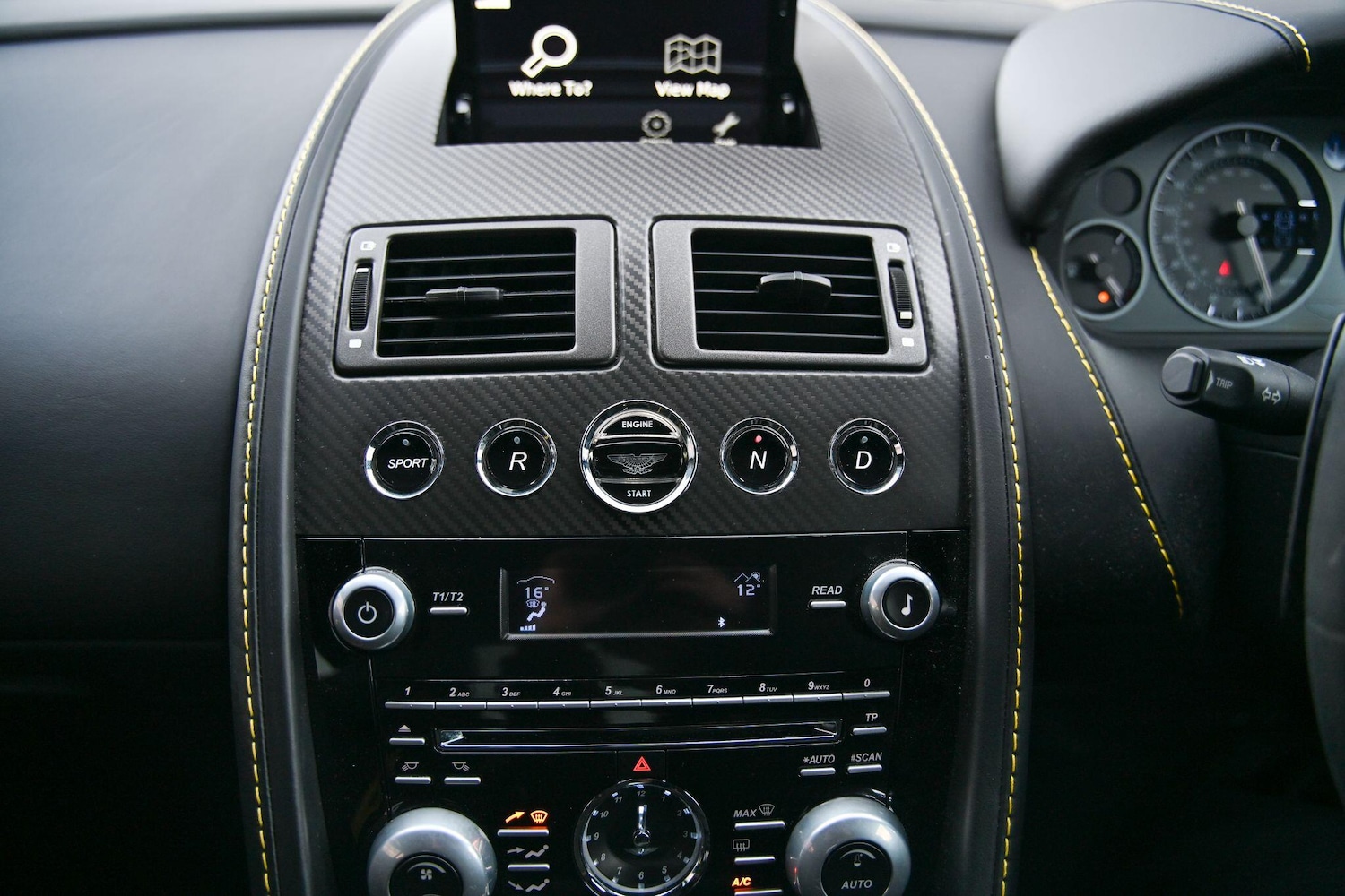 Used Aston Martin Vantage 2014 for sale - 77793755: Photo 58