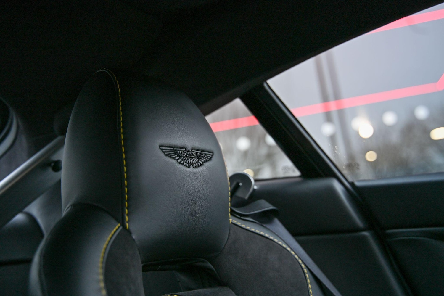 Used Aston Martin Vantage 2014 for sale - 77793755: Photo 59