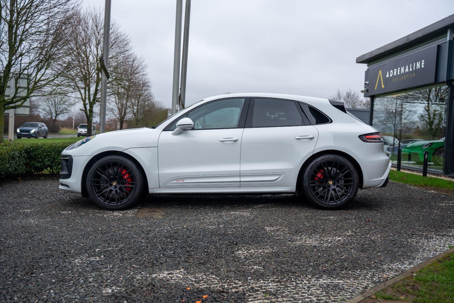 Used Porsche Macan 2022 for sale - 77598211: Photo 2