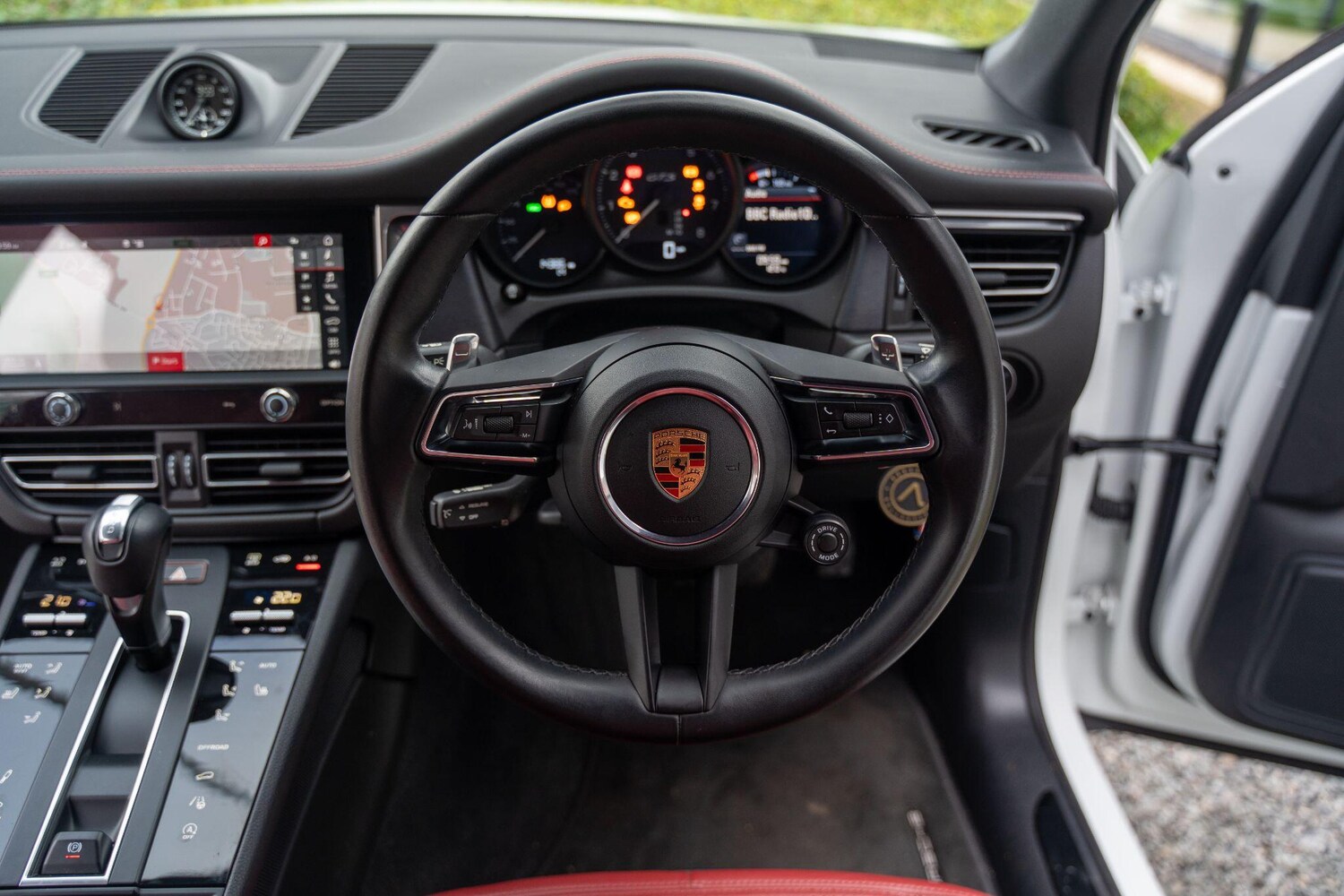 Used Porsche Macan 2022 for sale - 77598211: Photo 63