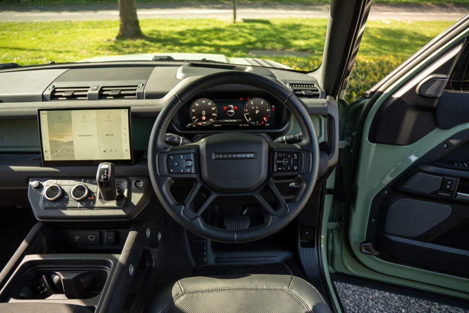 Used Land Rover Defender 90 2023 for sale - 78156768: Photo 13