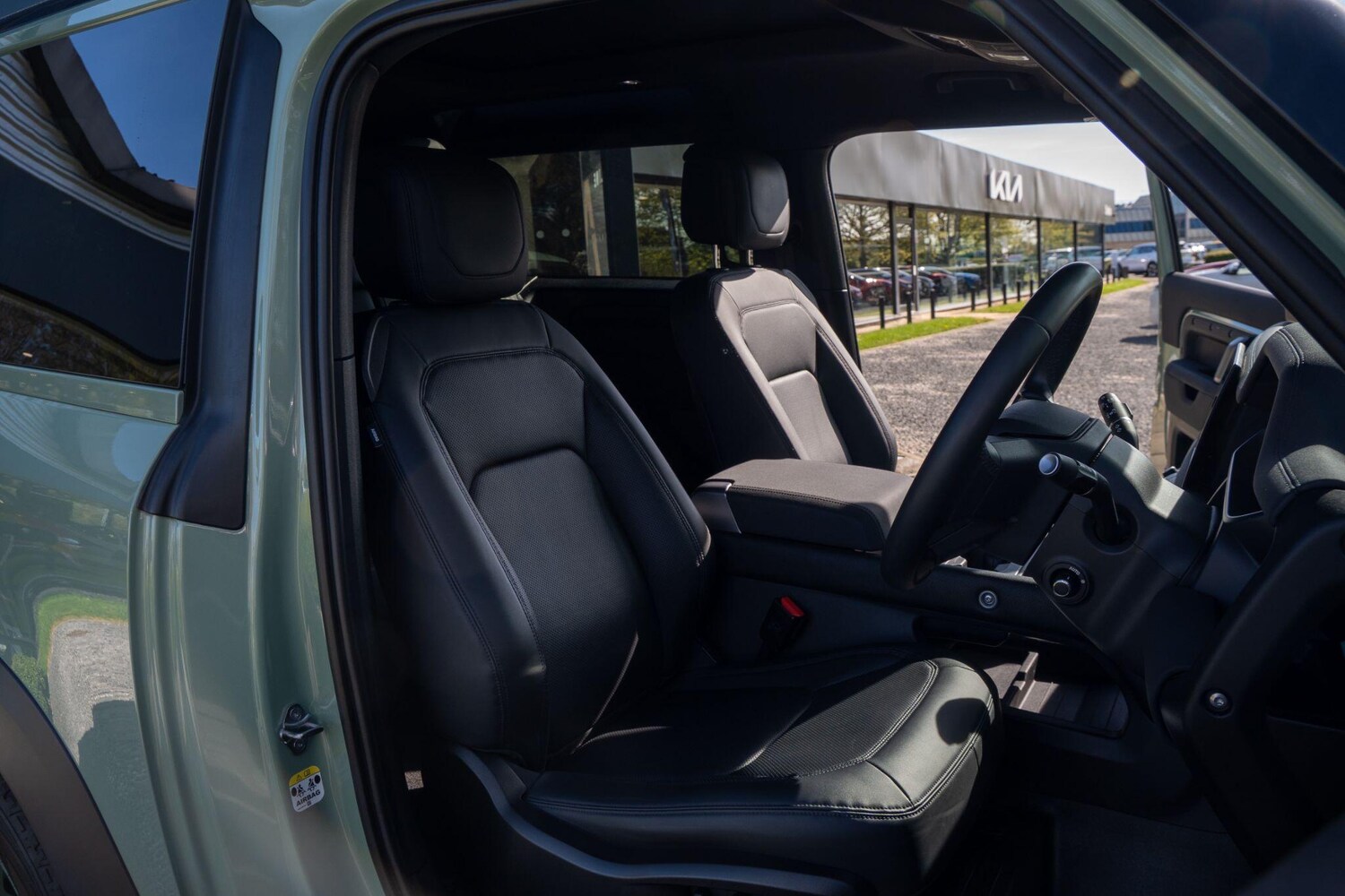 Used Land Rover Defender 90 2023 for sale - 78156768: Photo 21